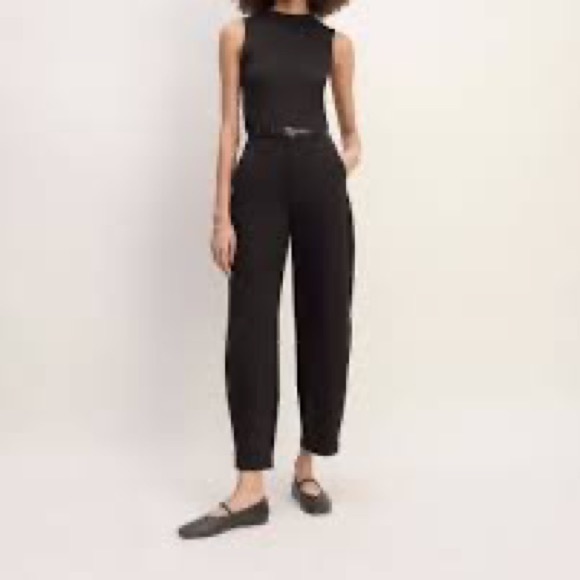 Everlane The Arc Curved-Leg Fit Pant in Black - Picture 2 of 2